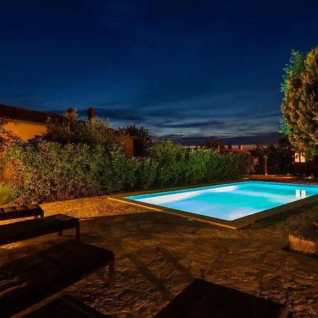 Feriehus Amazing In With Kitchen