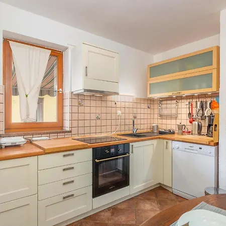 Amazing In With Kitchen Feriehus Malinska