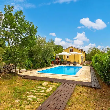 Amazing In With Kitchen Malinska