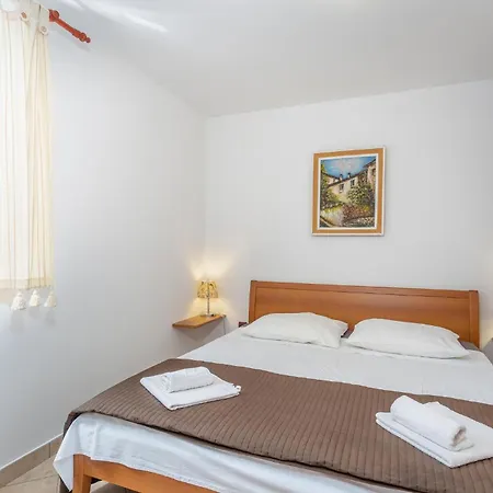 Amazing In With Kitchen Feriehus Malinska