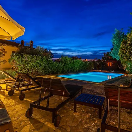 Amazing In With Kitchen 펜션 말린스카