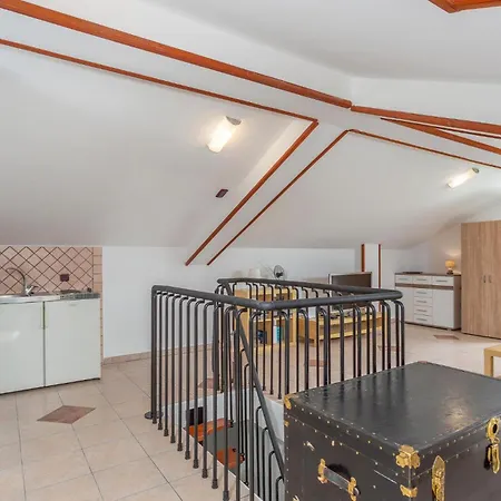 Amazing In With Kitchen 펜션 *