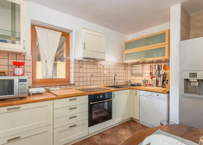 Amazing In With Kitchen בית נופש מאלינסקה