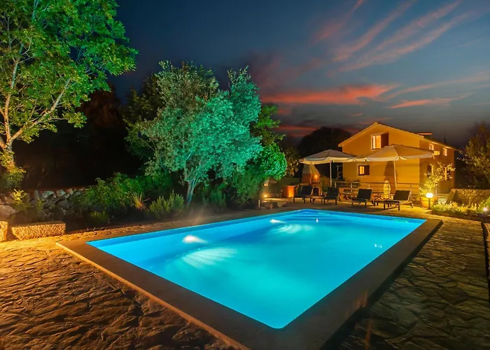 Amazing In With Kitchen *