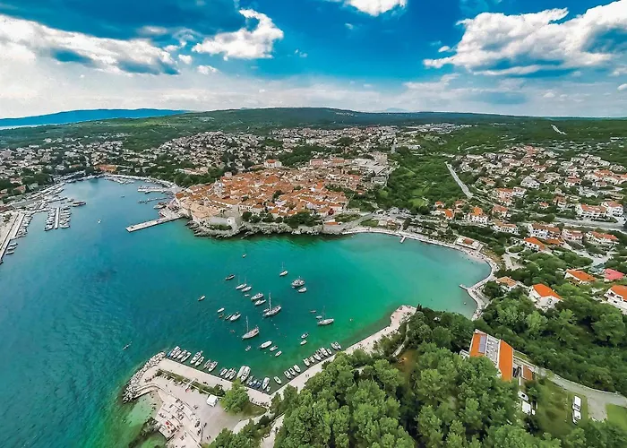 Amazing In With Kitchen